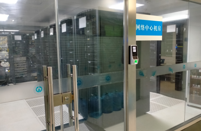 <font color='red'><font color='red'>温湿度</font></font>环境控制系统规避